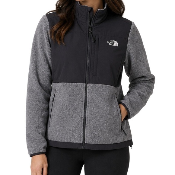 The North Face Jackets & Blazers - The North Face Grey Denali 2 Fleece Jacket Women's XL